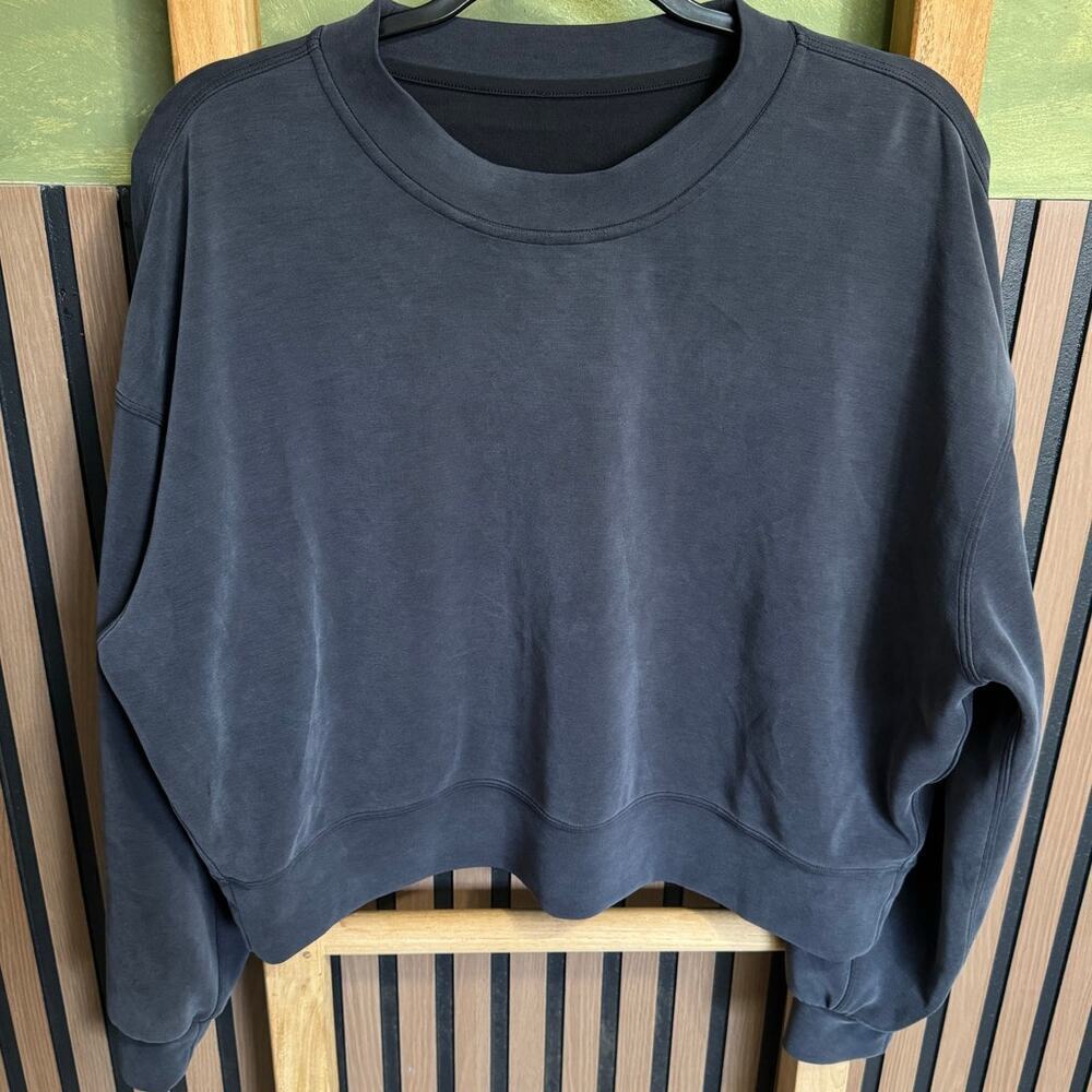 Lululemon Softstreme Perfectly Oversized Cropped Crew Sweatshirt Black Size 8 - Picture 5 of 11